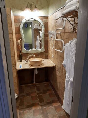 «Семейный Улучшенный» в Гостинице Высокий берег