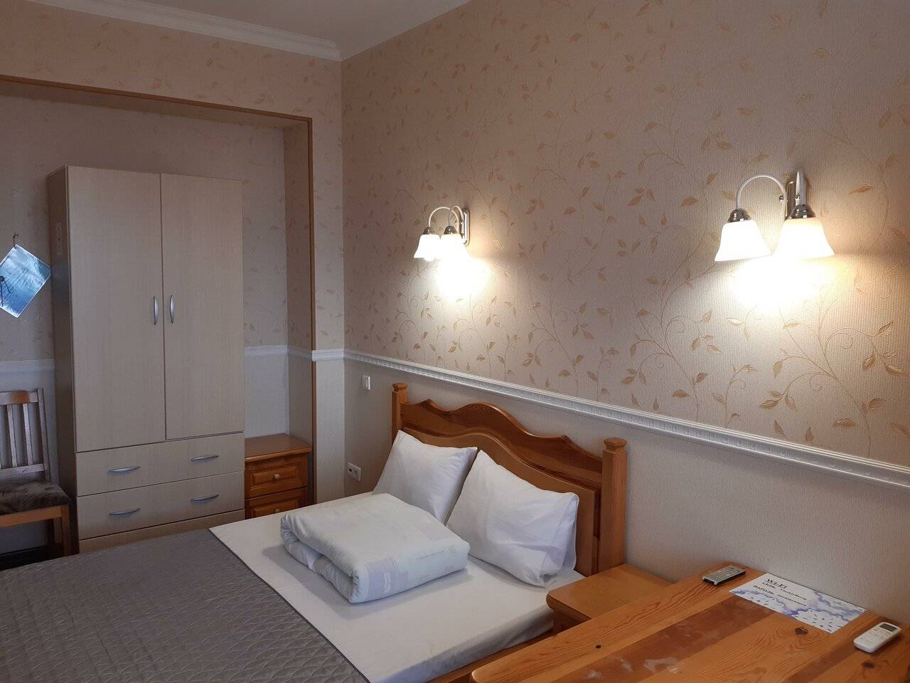 Фотографии номера «Стандартный»  с балконом и видом на море в Гостинице Высокий берег Анапа