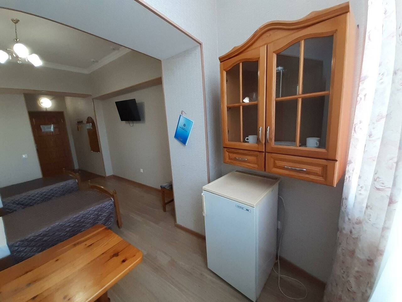 Фотографии номера «Стандартный» с балконом в Гостинице Высокий берег Анапа