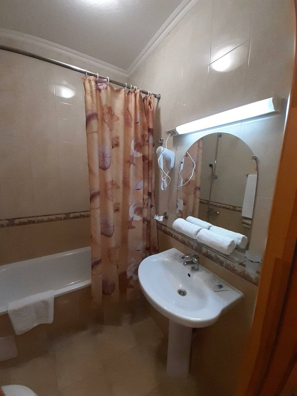 «Стандартный»  с балконом и видом на море